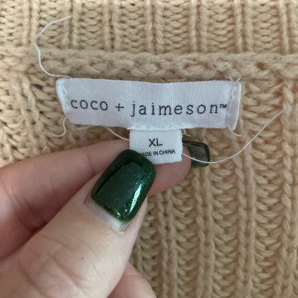Coco and Jaimeson frayed crop sweater - Picture 4 of 4